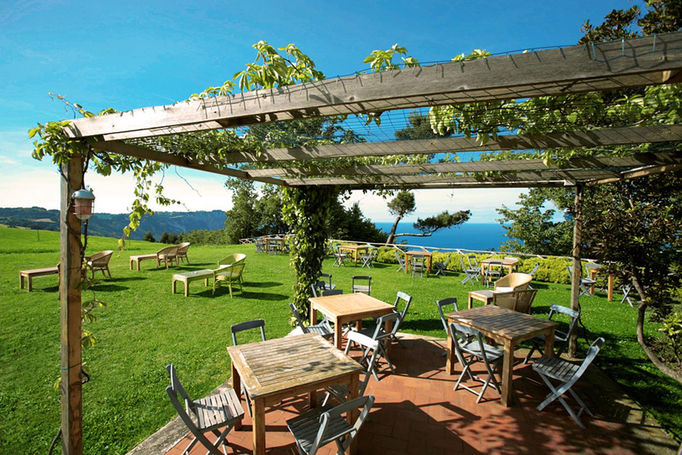 Hotel Emilia Ancona Exterior photo